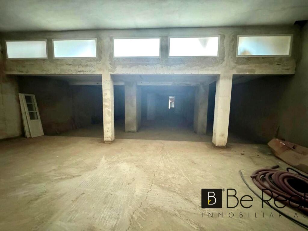 Imagen 2 de LOCAL COMERCIAL DIÁFANO EN PLENA AVENIDA DE LA CONSTITUCIÓN DE DON BENITO