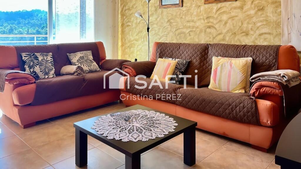 Imagen 2 de OPORTUNIDAD! Casa unifamiliar con espacio