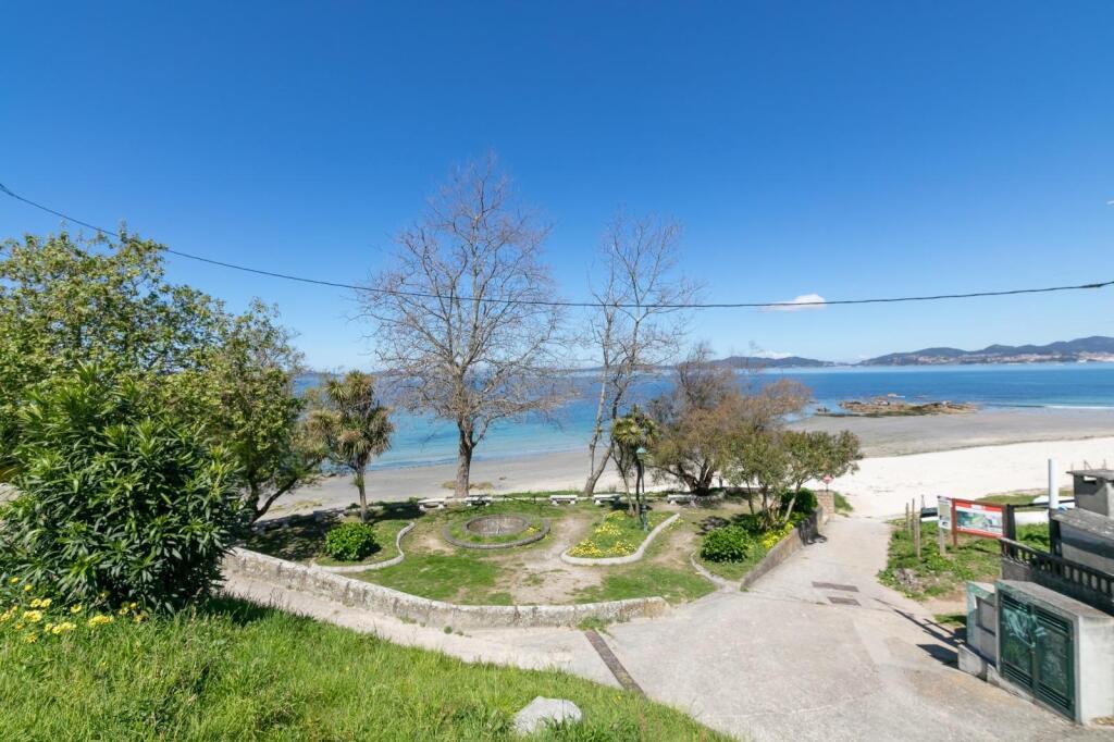 Imagen 3 de Casa-Chalet en Venta en Vigo Pontevedra