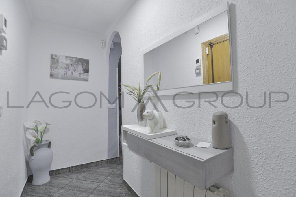GrandesTrasteros  y 3 Habitaciones Espaciosas