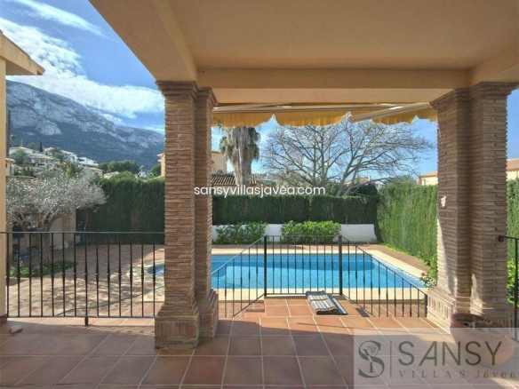 Imagen 4 de Casa-Chalet en Venta en Denia Alicante