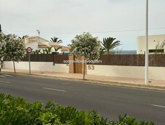 Imagen 1 de Local comercial en Venta en Javea/Xabia Alicante