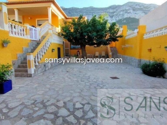 Imagen 1 de Casa-Chalet en Venta en Denia Alicante