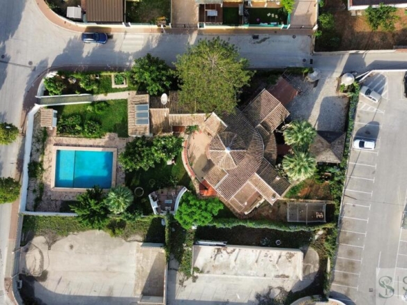 Imagen 1 de Casa-Chalet en Venta en Alicante Alicante