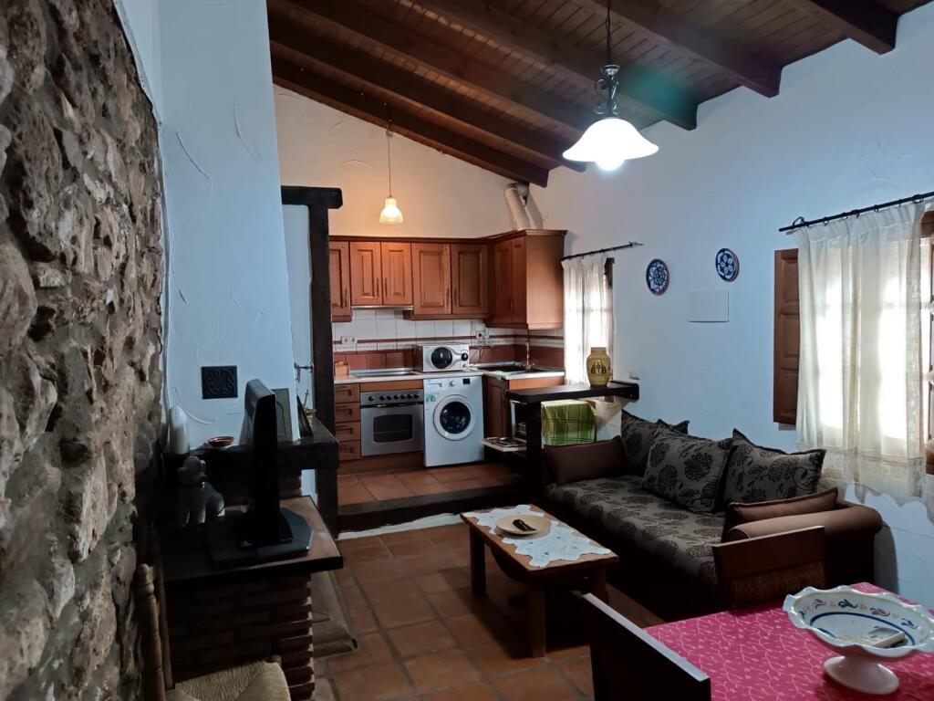Imagen 3 de CASA EN VENTA CENTRO DE ALMOGIA
