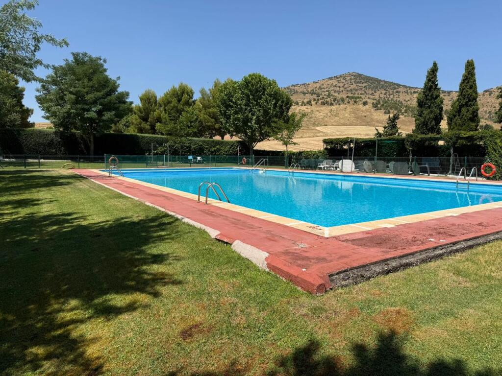 Imagen 2 de Extraordinario Chalet en Noez (Toledo)