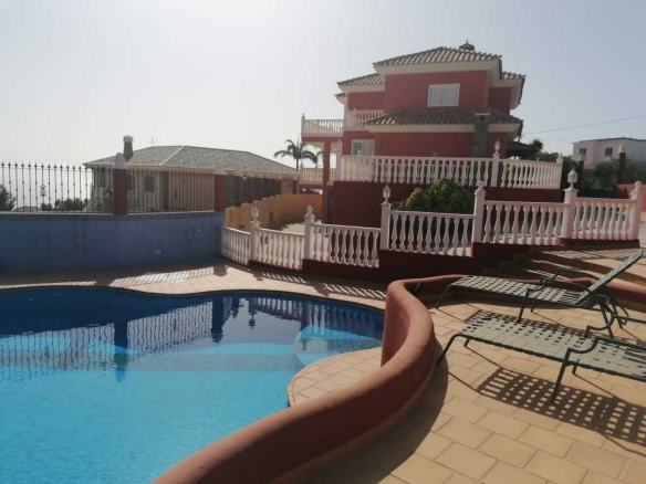 Imagen 2 de Casa-Chalet en Venta en Araya Santa Cruz de Tenerife