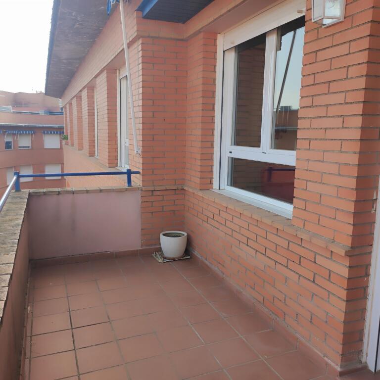 Imagen 4 de CÓMODO PISO CERCA DEL CENTRO Y OTROS LUGARES DE INTERÉS