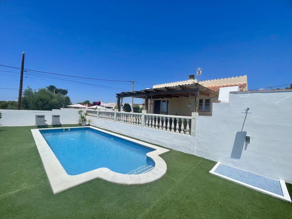 Imagen 4 de Chalet con licencia turística en Cala’n Porter – Exclusividad y confort en Menorca