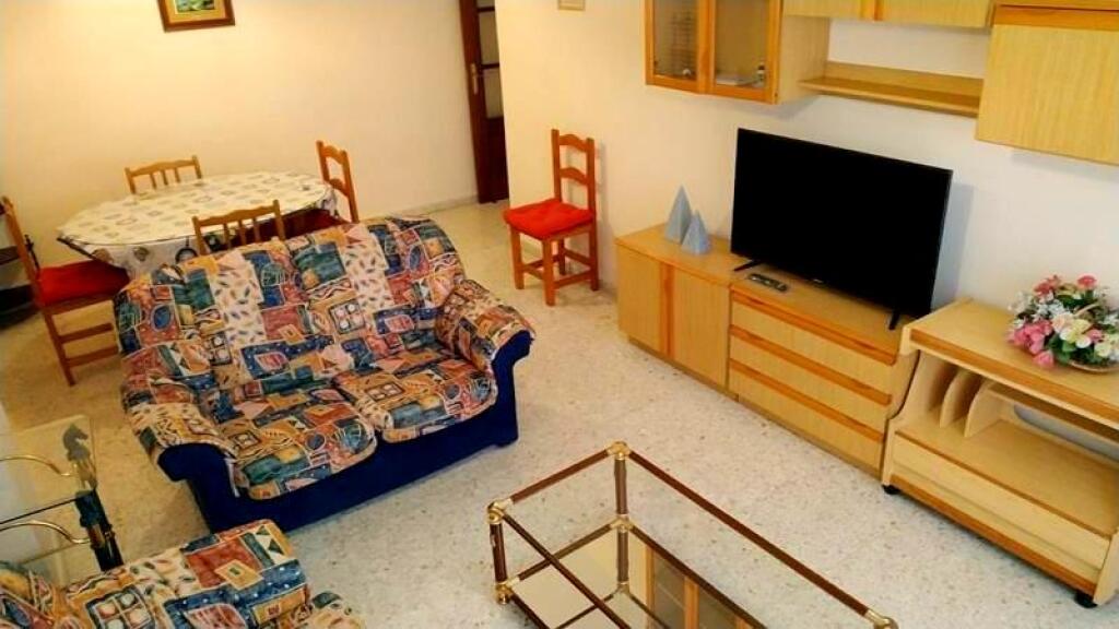 Imagen 2 de ¡¡ESTUDIANTES!! 4 DORMITORIOS EN PLUTARCO!!! ¿A QUE ESPERAS PARA VERLO?