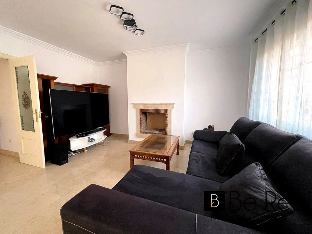 LIMPIEZA Y WIFI INCLUIDOS EN VILLANUEVA DE LA CAÑADA (MADRID).