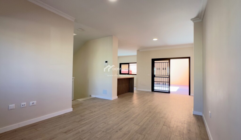 Imagen 4 de Casa de pueblo en Venta en Adeje Santa Cruz de Tenerife