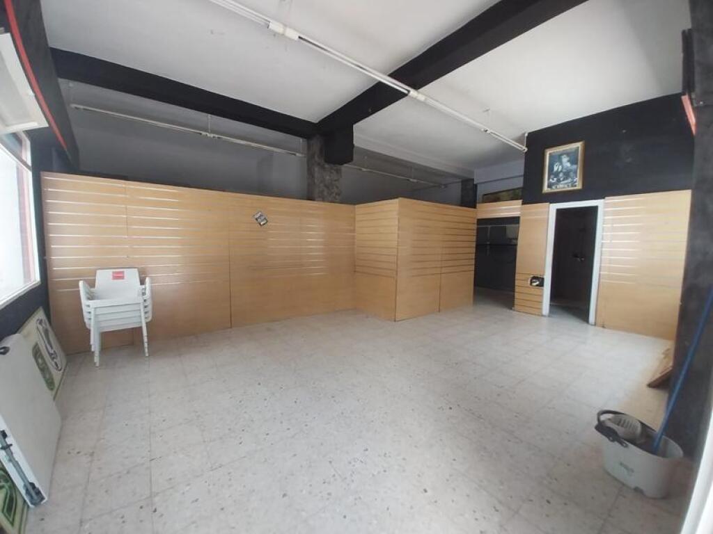 Imagen 3 de LOCAL EN ALQUILER EN CENTRO DE ESTEPONA.