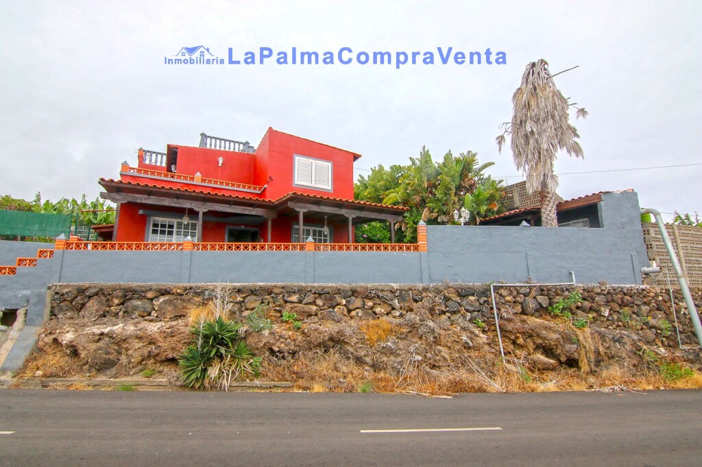 Imagen 2 de Casa-Chalet en Venta en Tijarafe Santa Cruz de Tenerife