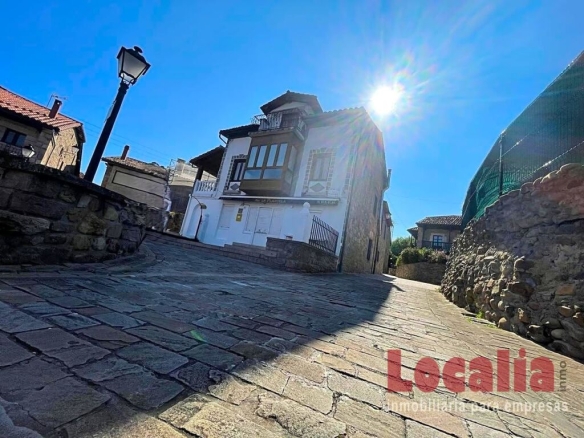 Imagen 4 de Singular bar restaurante con vivienda en Cartes.