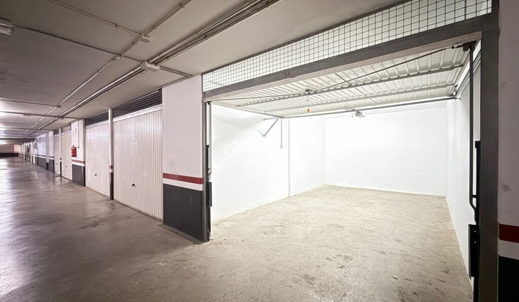 Imagen 4 de Parking coche en Venta en Adeje Santa Cruz de Tenerife