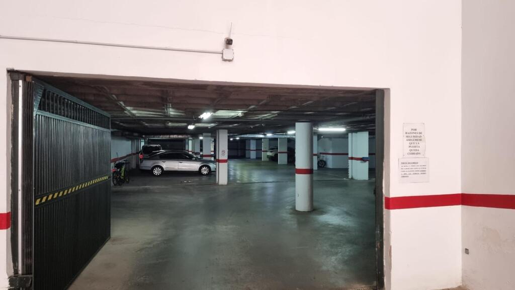 Imagen 3 de Parking coche en Alquiler en Roquetas De Mar Almería