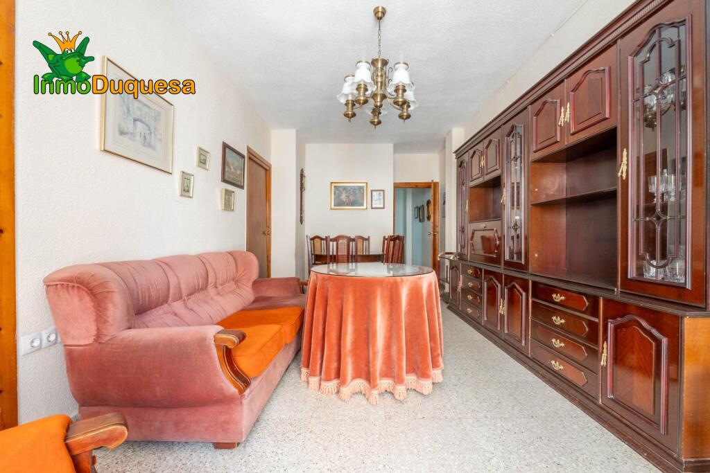 Imagen 4 de PISO EN SAN JUAN DE LETRAN-GRANADA