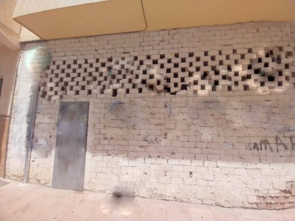 Imagen 4 de ALQUILER DE LOCAL COMERCIAL CON UNA UBICACIÓN EXCELENTE EN ESTEPONA