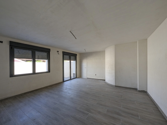 Imagen 2 de Casa-Chalet de Obra Nueva en Venta en Coca Segovia