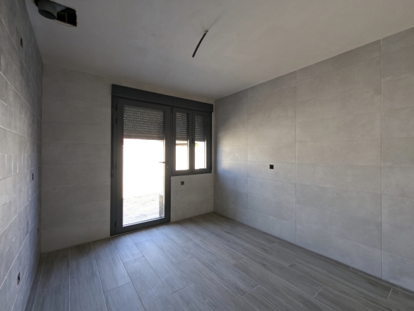 Imagen 4 de Casa-Chalet de Obra Nueva en Venta en Coca Segovia