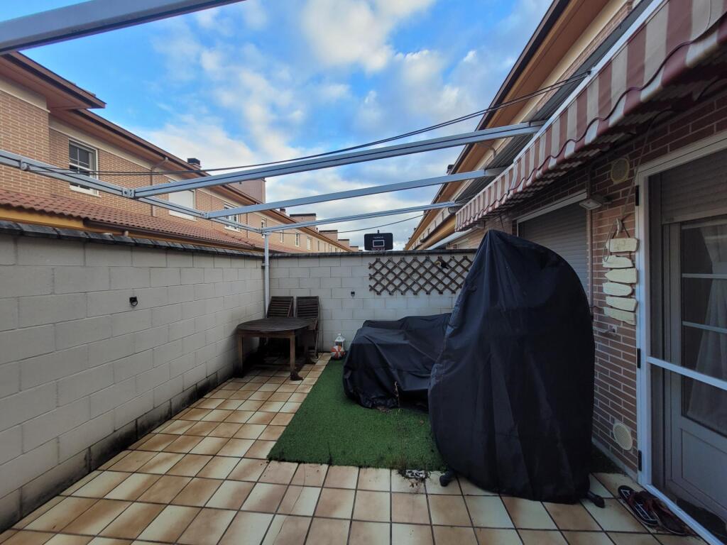 Imagen 3 de Espectacular piso para entrar a vivir en La Vega  (Arroyo de la Encomienda)
