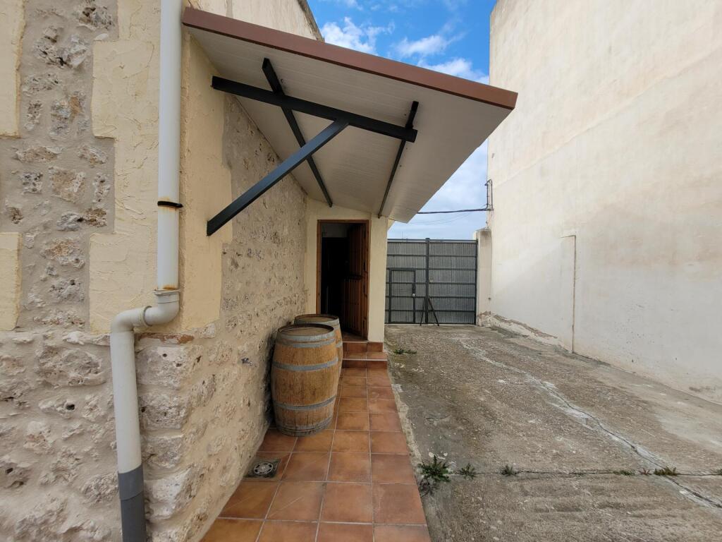 Imagen 2 de VENDEMOS CASA TOTALMENTE REFORMADA EN ARRABAL DE PORTILLO.