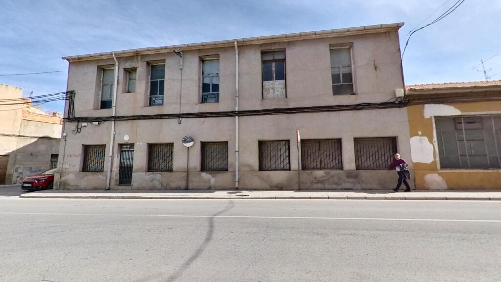 Imagen 2 de En venta nave industrial como inversión!