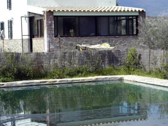 Imagen 2 de Casa de campo-Masía en Venta en Burgo