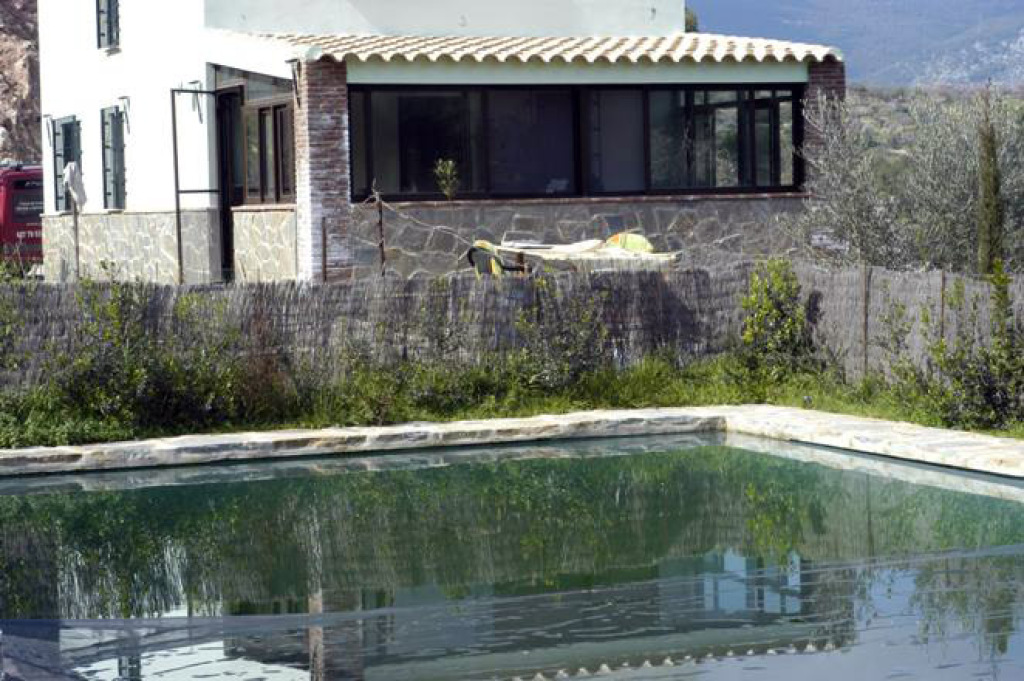 Imagen 2 de Casa de campo-Masía en Venta en Burgo
