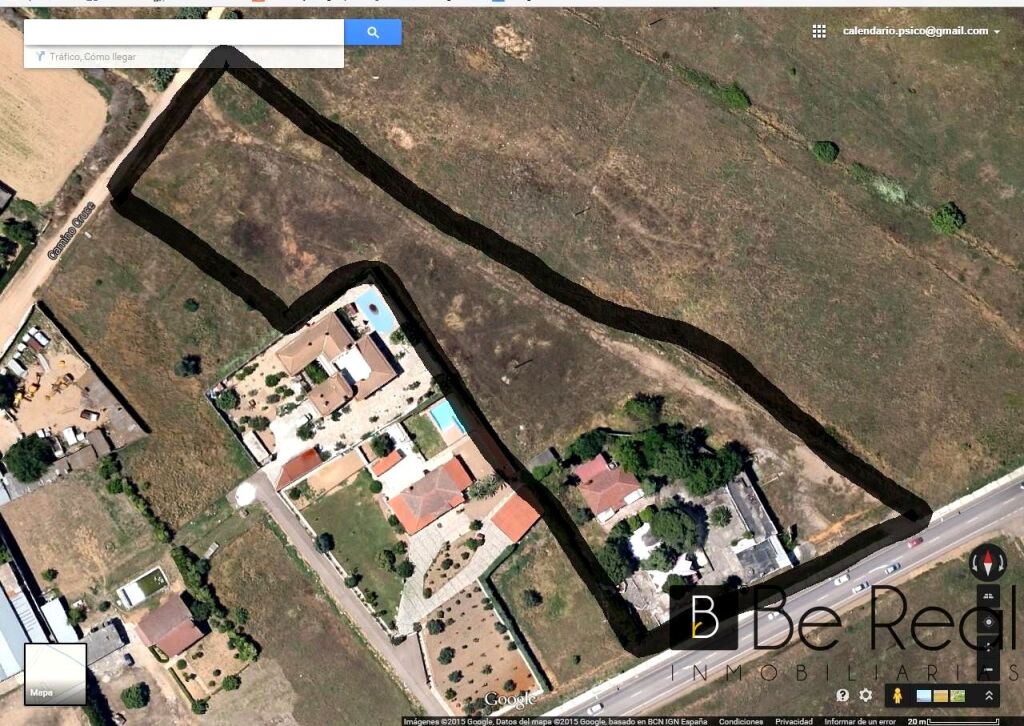 Imagen 2 de CHALET CON TERRENO EN BADAJOZ