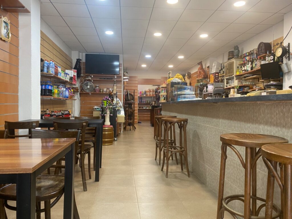 Imagen 4 de Vivienda y cafeteria en Santa Bárbara