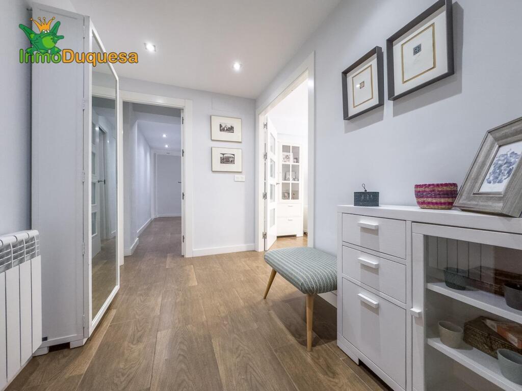 Imagen 4 de Piso REFORMADO con aparcamiento incluido en Vergeles.
