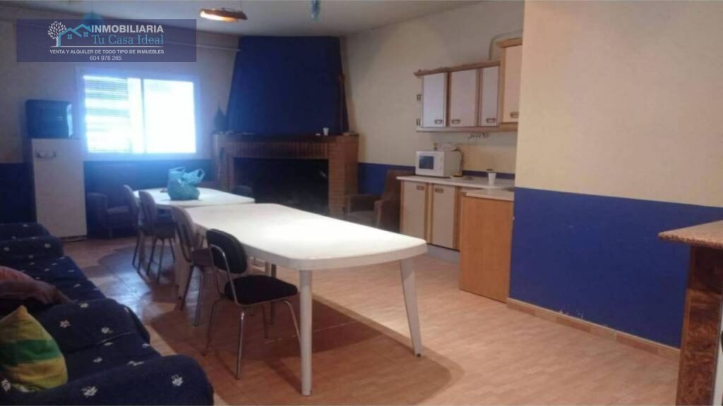 Imagen 2 de Nave industrial en Venta en Tomelloso Ciudad Real