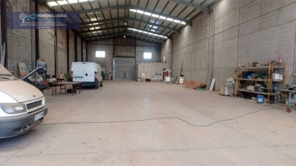 Imagen 4 de Nave industrial en Venta en Tomelloso Ciudad Real