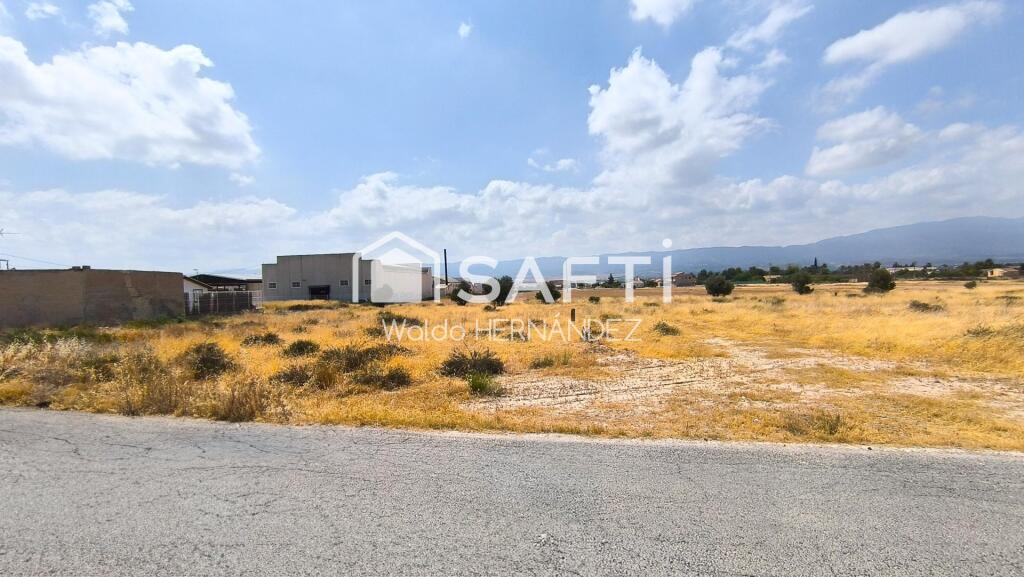 Imagen 2 de Finca rústica de 3.300m2 en Sangonera La Seca