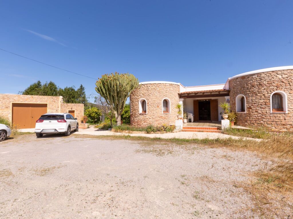 Imagen 4 de Casa de campo-Masía en Venta en Cala Bassa Baleares