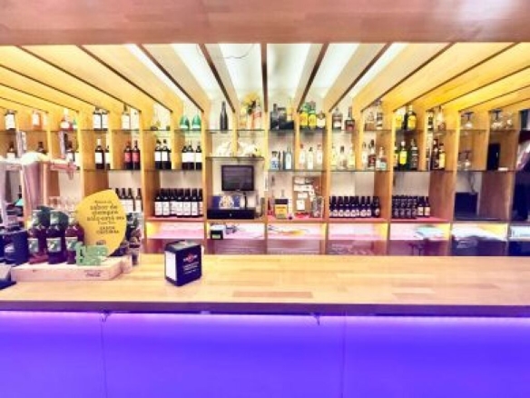 Imagen 4 de Local comercial en Venta en Vitoria CASCO MEDIEVAL Álava