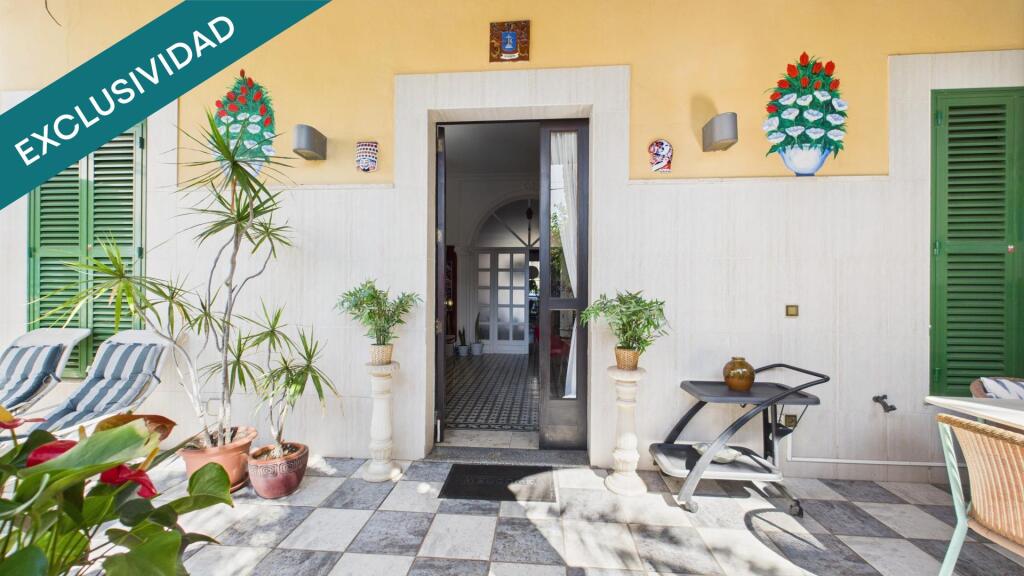 Imagen 3 de Magnífica casa auténtica a 50m del mar - Cala Estancia.