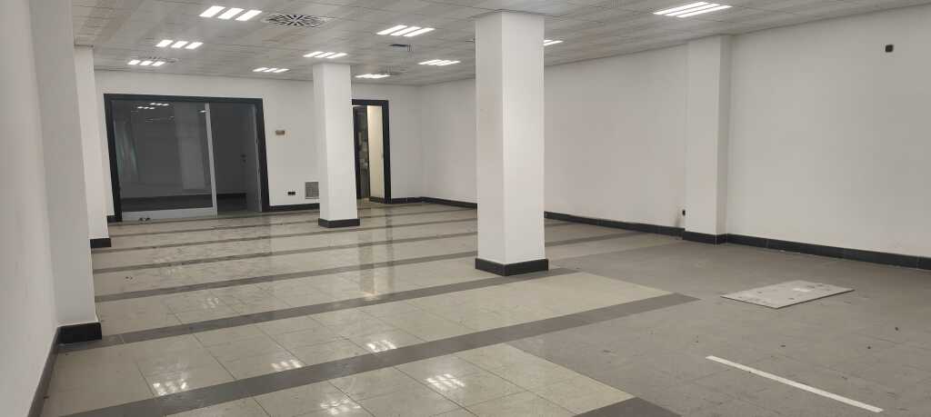 Imagen 3 de Local comercial en Alquiler en Ibiza Baleares