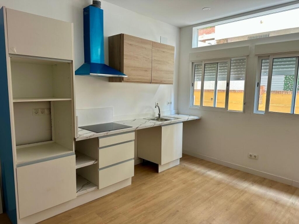 Imagen 1 de Piso de Obra Nueva en Venta en Málaga Málaga ZONA HOSPITAL CIVIL