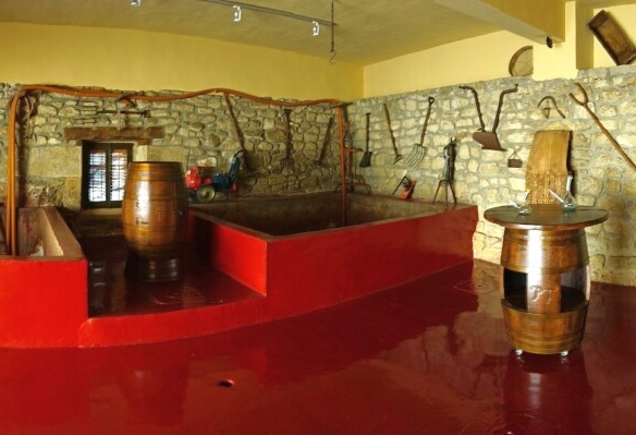 Imagen 2 de Edificio singular en Venta en Abalos La Rioja