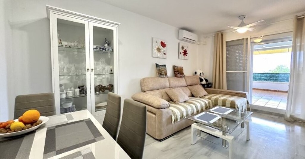 Imagen 4 de ESPECTACULAR VIVIENDA EN VENTA EN CASARES.