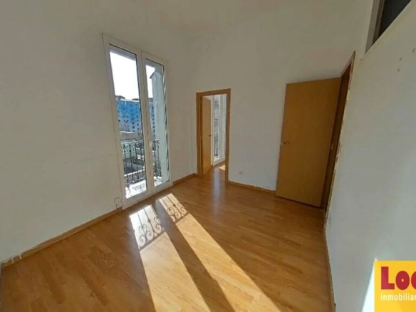 Imagen 1 de Atractivo piso en venta en Bilbao