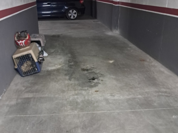 Imagen 2 de Parking moto en Alquiler en Medina Del Campo Valladolid