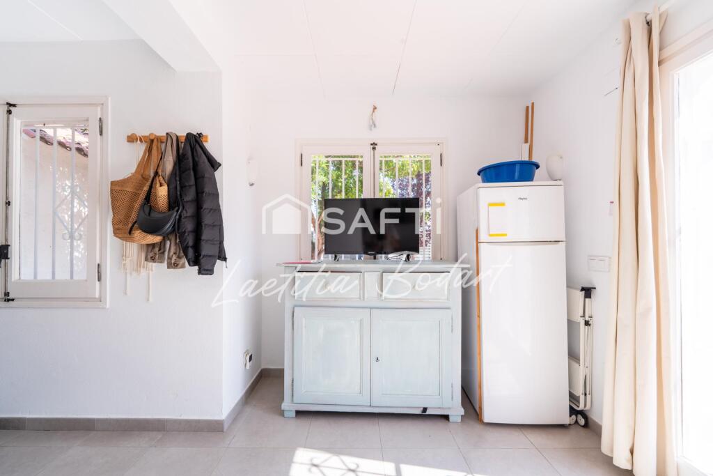 Imagen 4 de Casa Adosada Reformada 2 habitaciones y con Jardín Privado – Santa Margarita