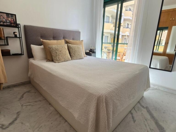 a solo 300 metros de la playa