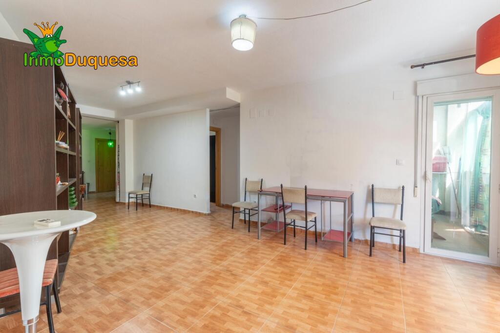 Imagen 2 de Piso de 1 dormitorio en Ambroz.