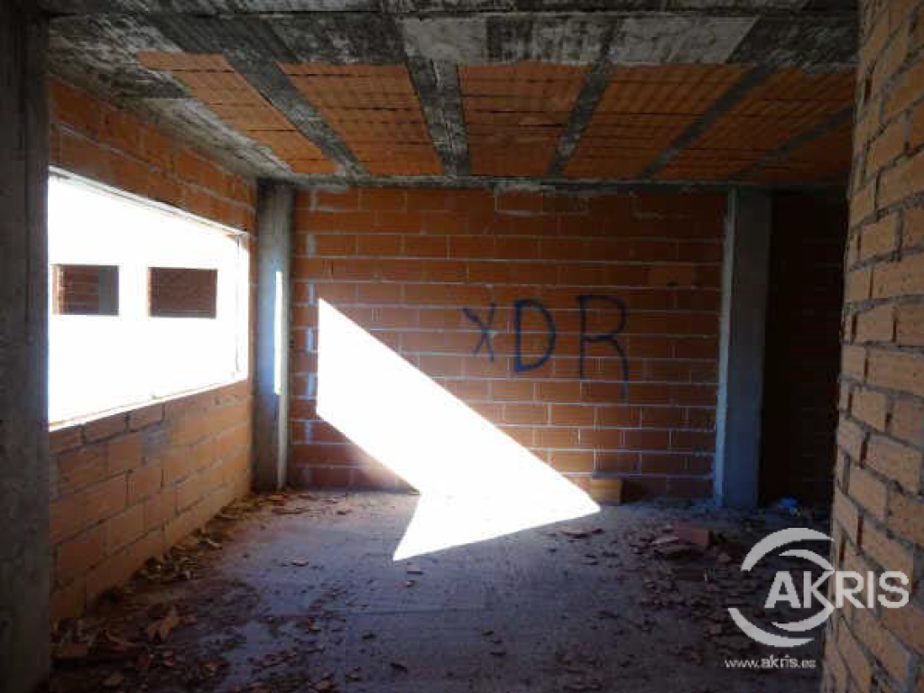 Imagen 4 de 10 chalets y edificio de 6 pisos en venta en Recas