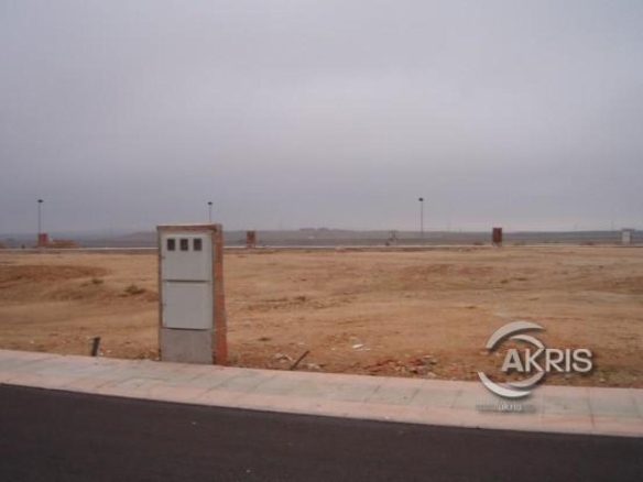 Imagen 2 de Terreno en venta en Mocejón de 230 m2